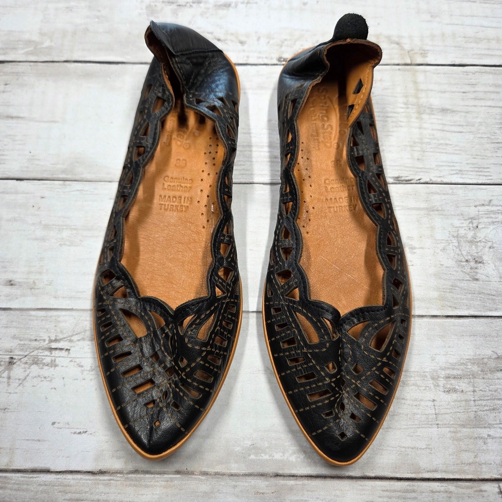 Spring Step Laser‎ Cut Leather Pointed Toe Flats Womens 38 Black Cutout Comfort
